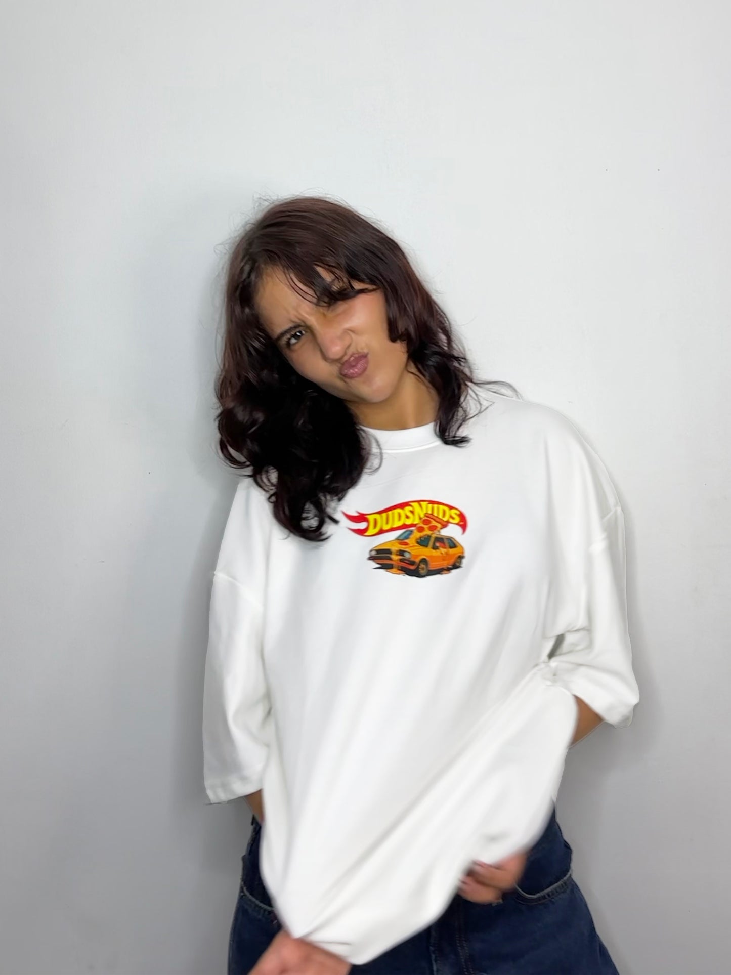 DELIVERY TEE